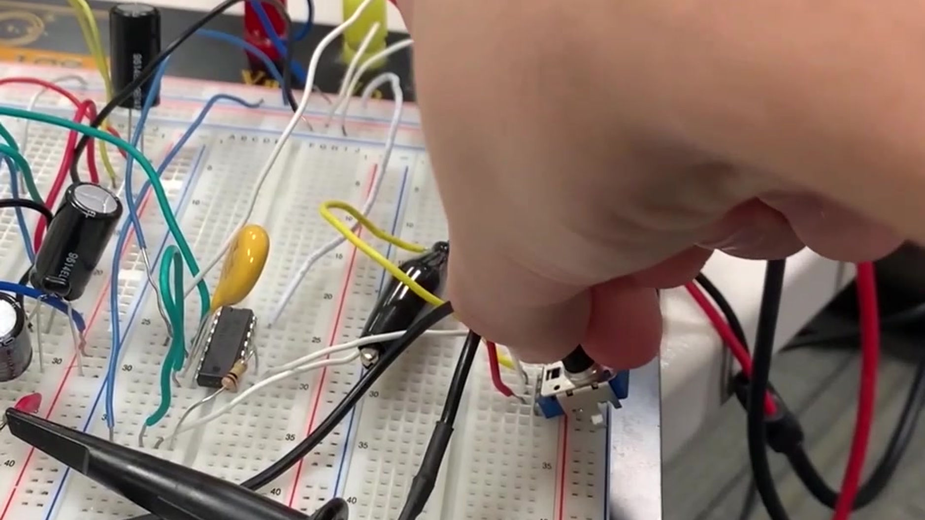 Noisemaker Synth Demo - Pre EQ